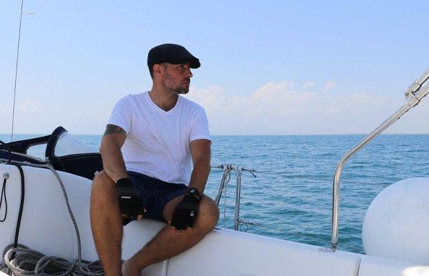 Lê a entrevista do João Lopes Aguiar C15 à Sapo Viagens sobre a sua viagem de veleiro de Barcelona a Cabo Verde